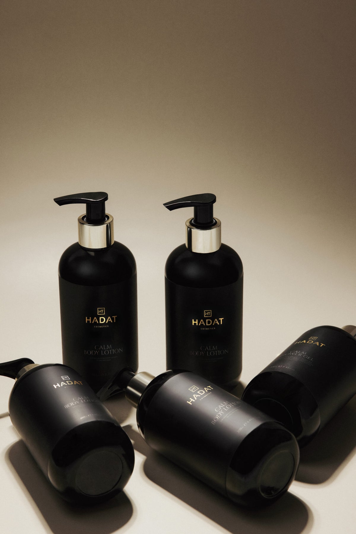Hadat Cosmetics Calm kūno losjonas, 300 ml