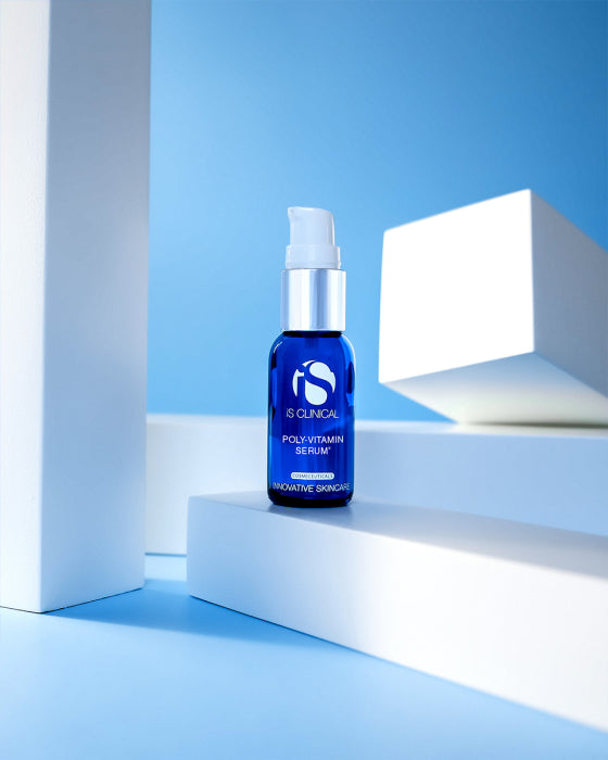 iS Clinical Poly-Vitamin Serum vitaminų serumas